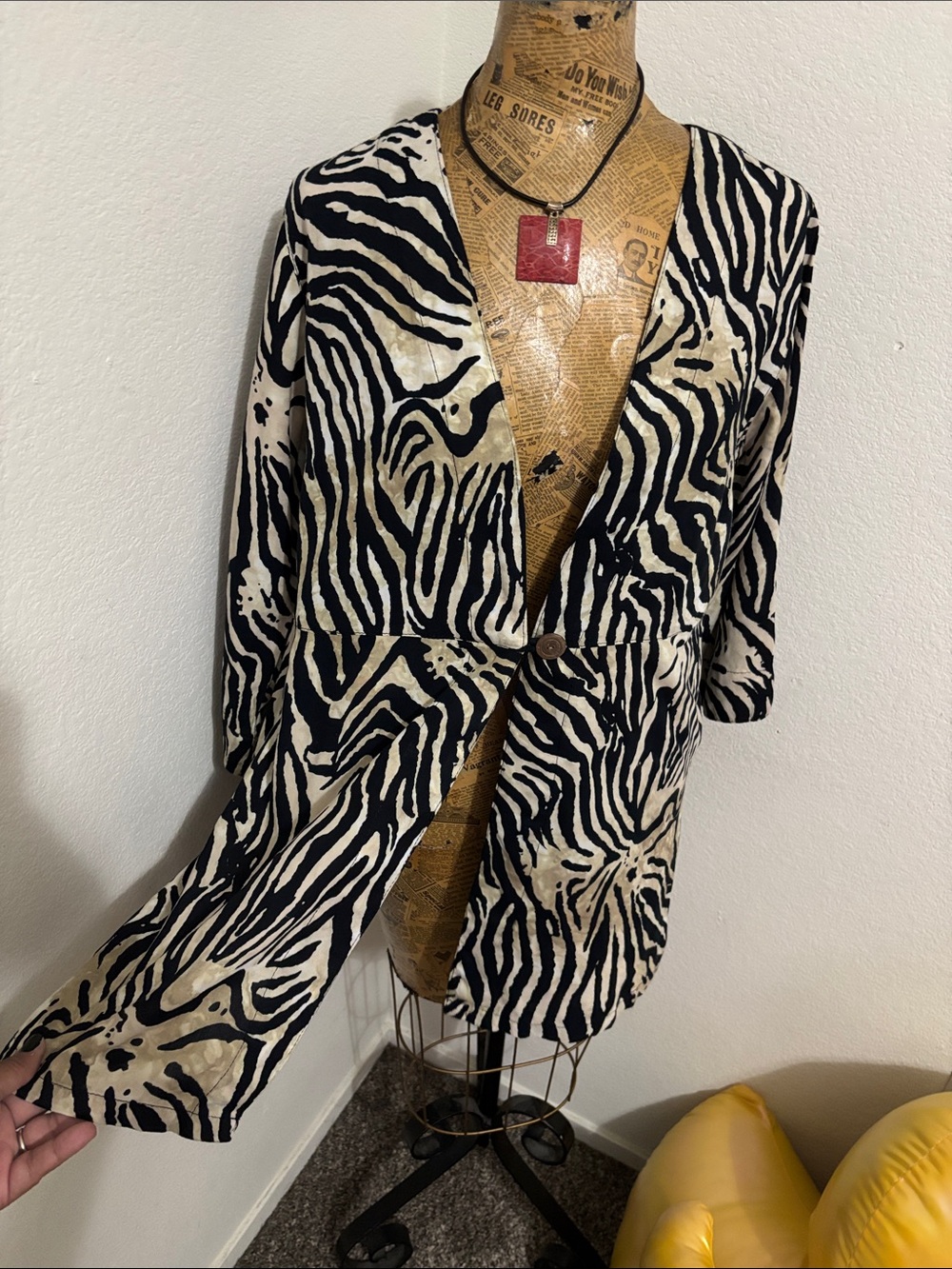 Soft Surroundings zebra animal print cardigan Rayon Small lightweight boho fall